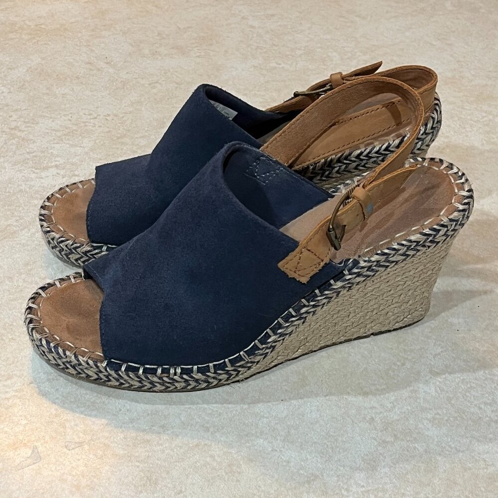 EUC TOMS Monica Wedge Sandals Blue Suede